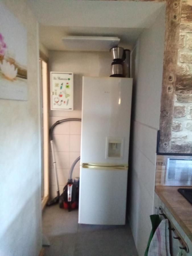 Logement de charme Coinches Extérieur photo
