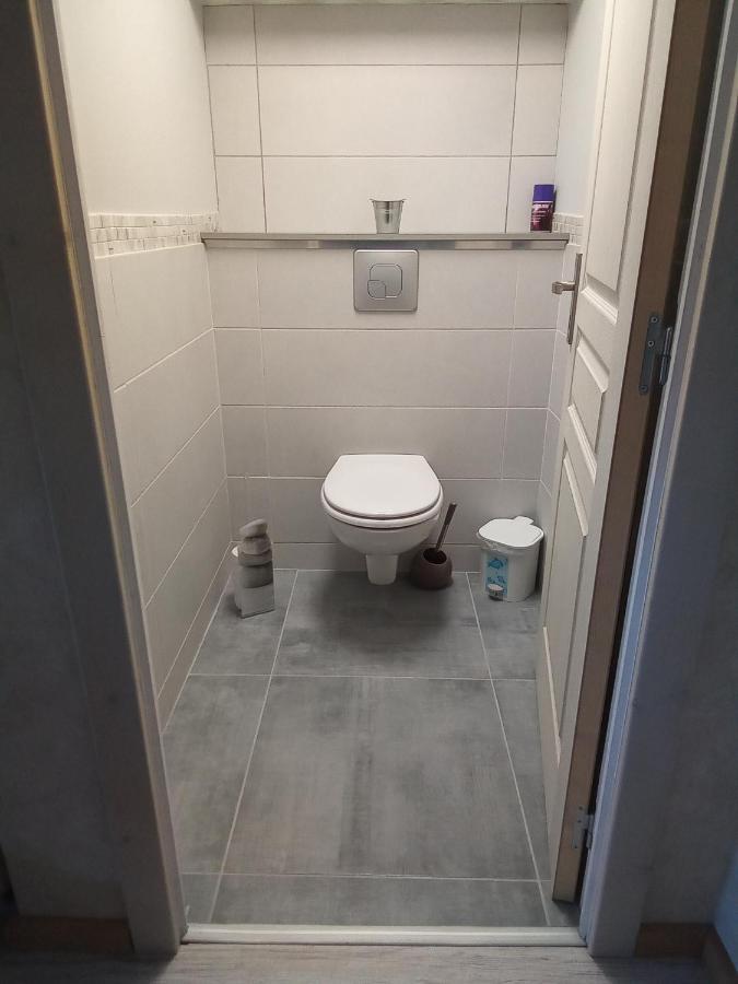 Logement de charme Coinches Extérieur photo